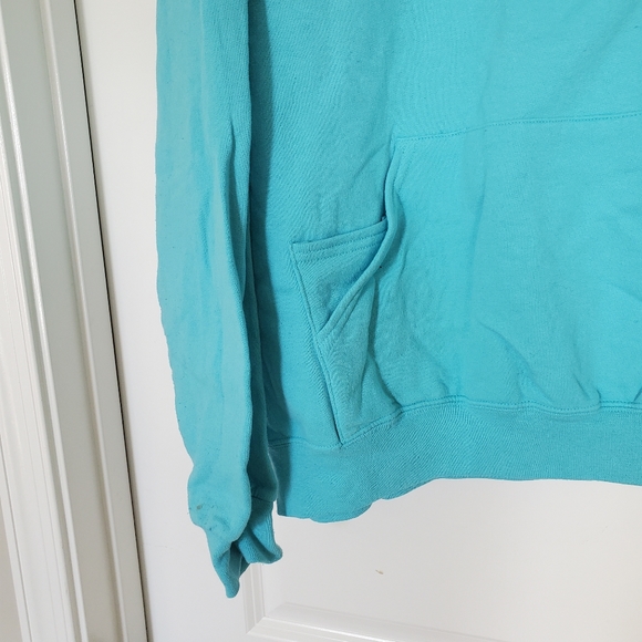 4 graphic volleyball sweatshirt in L and XL!! - Picture 4 of 16